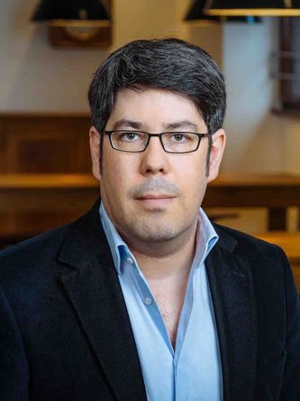 Dr. Christoph Schmälzle Dr. Christoph Schmälzle