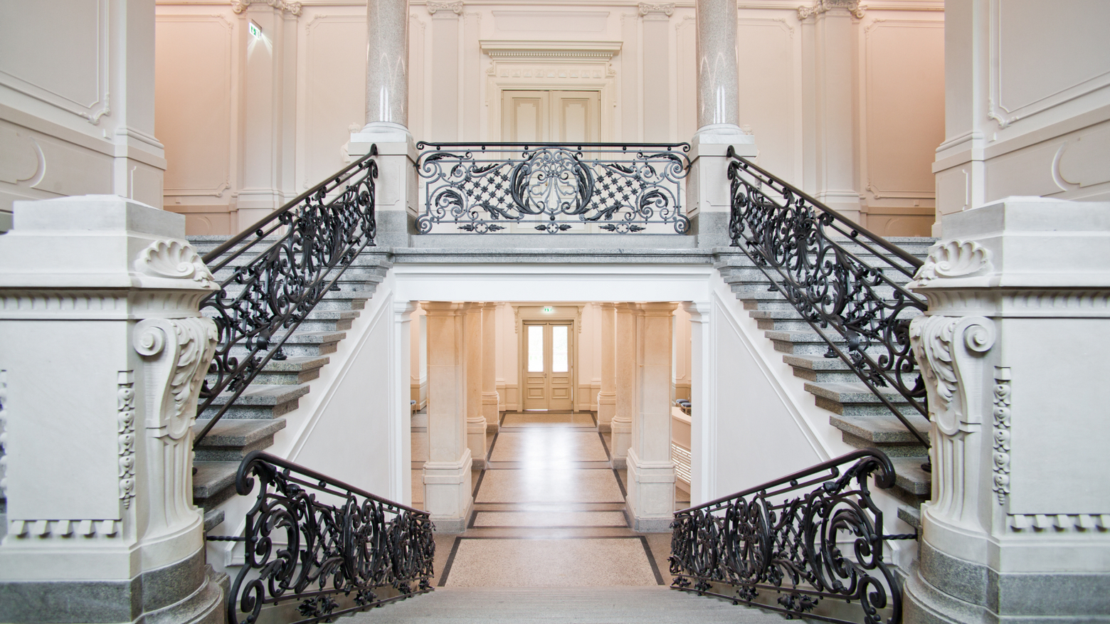 Blick auf das Foyer des Goethe- und Schiller-Archivs in Weimar.